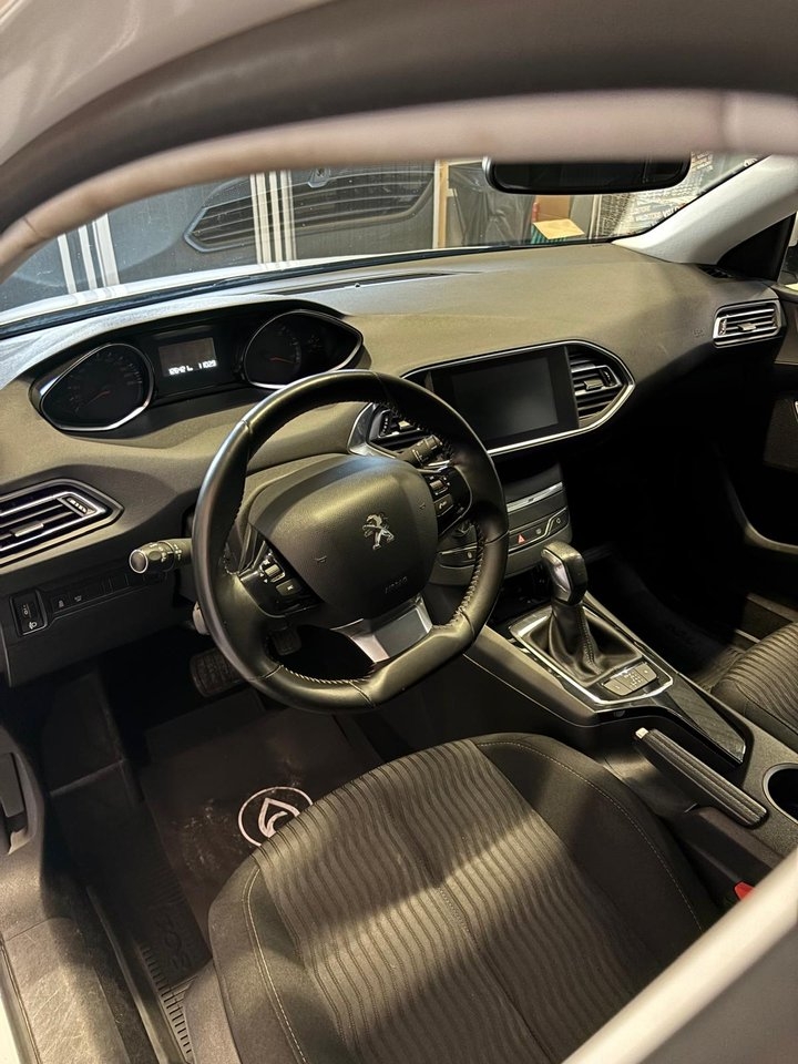 Peugeot 308 BlueHDi 120 Active 2015, bild 5/7