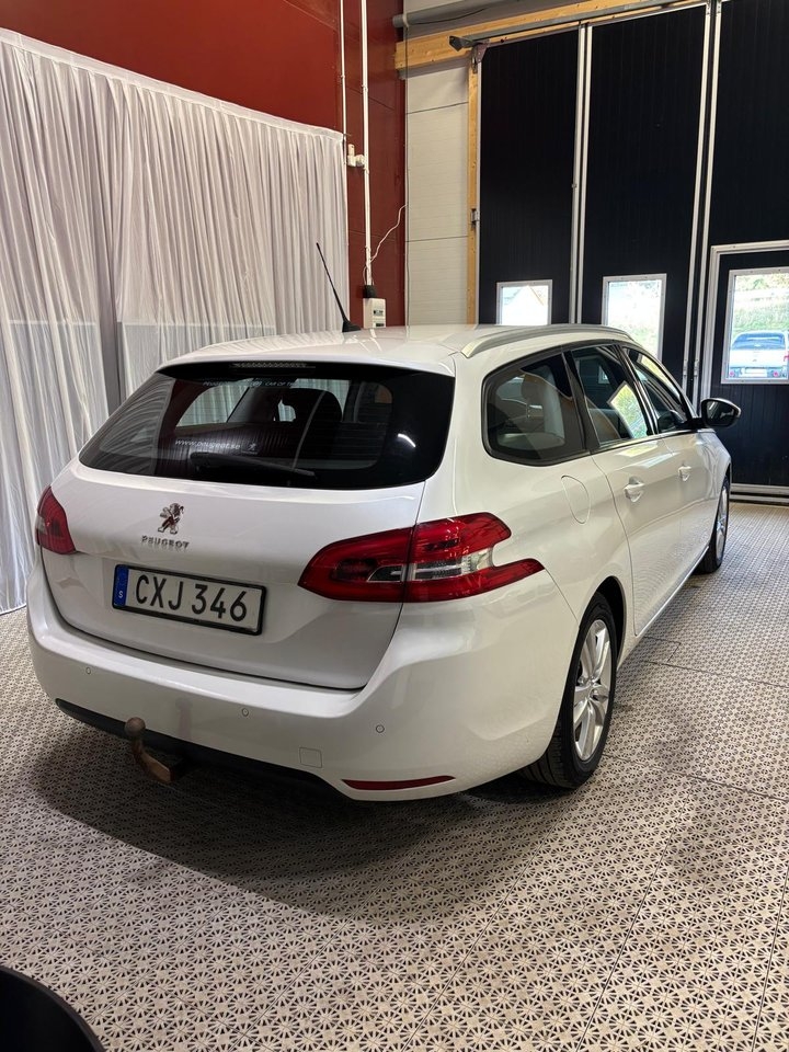 Peugeot 308 BlueHDi 120 Active 2015, bild 4/7