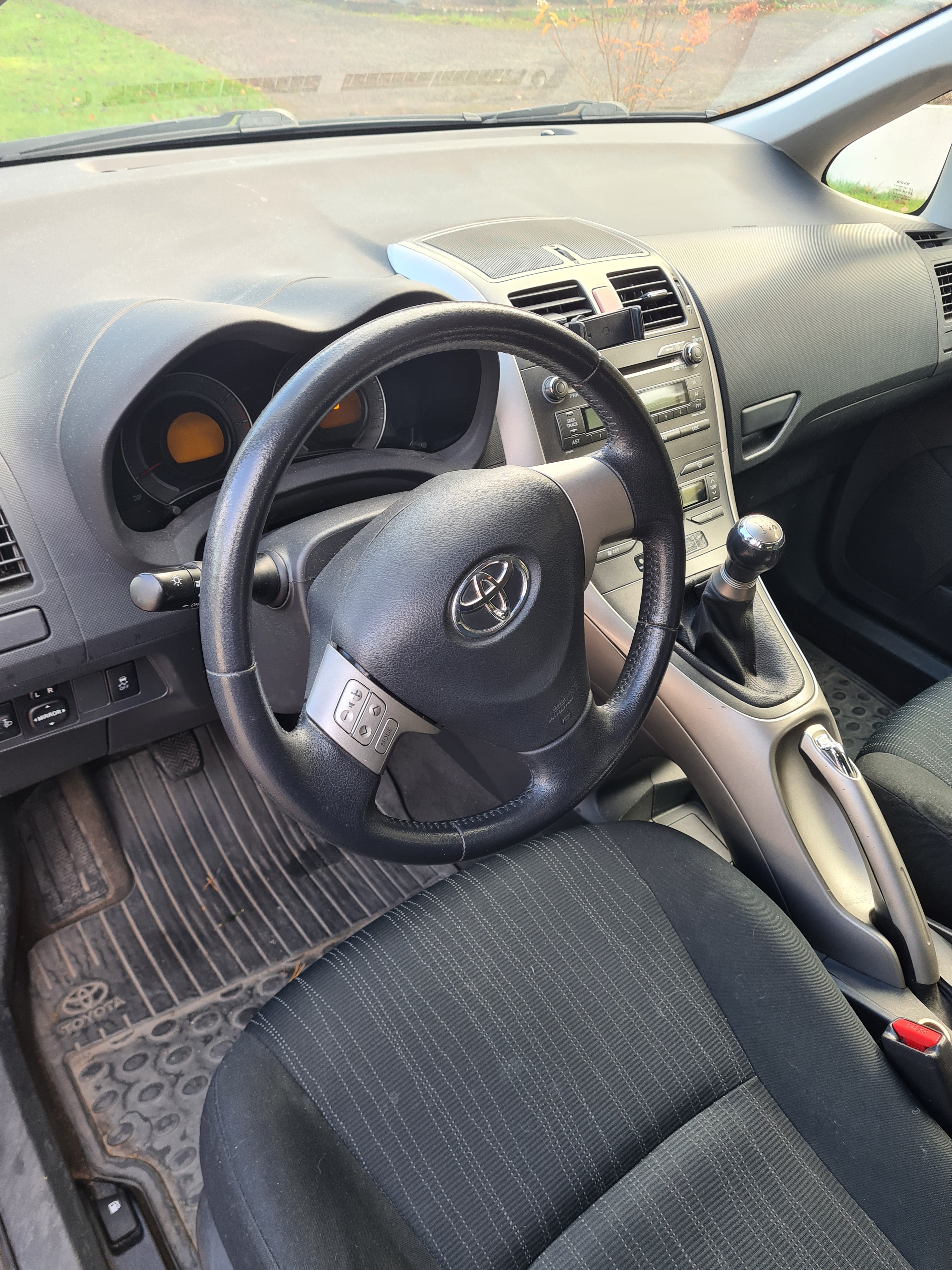 Toyota Auris 1.6 2007, photo 4/4