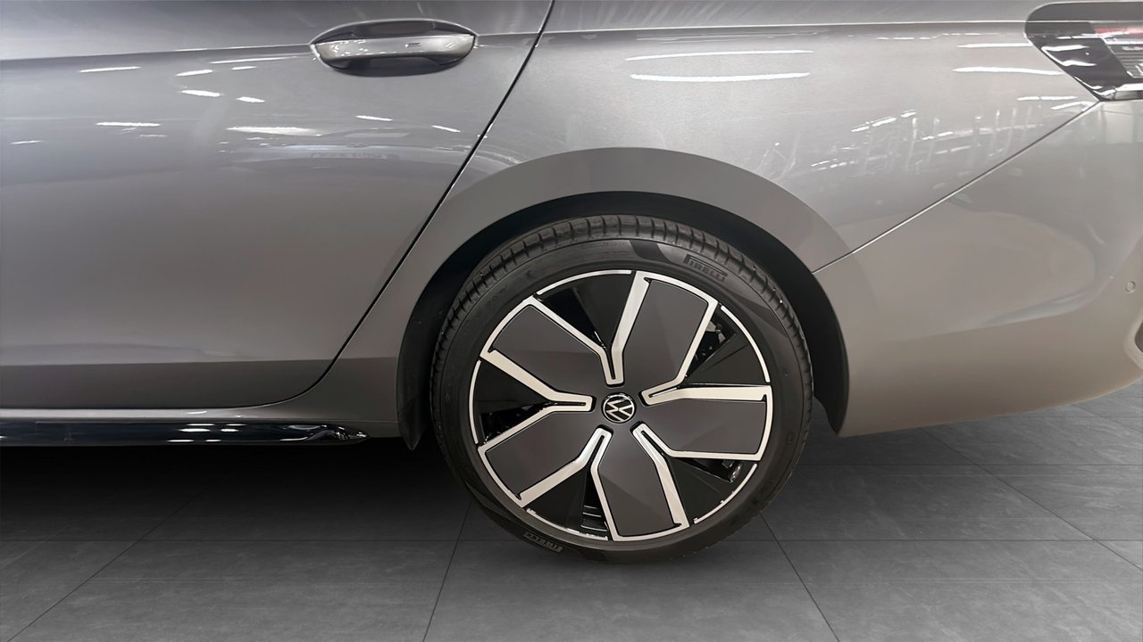 Volkswagen Passat R-Line 2026, bild 6/12