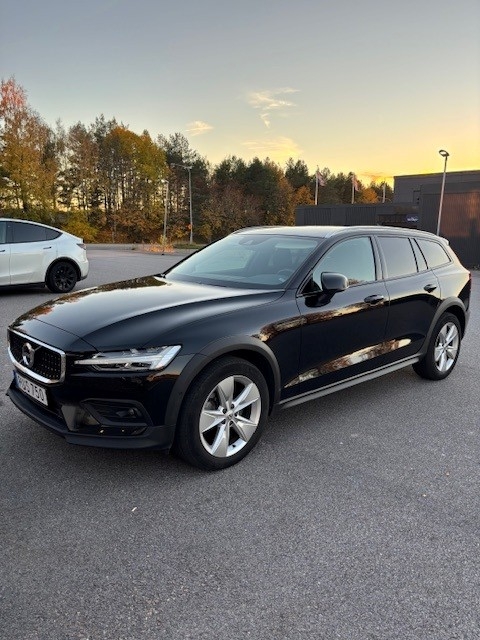 Volvo V60 Cross Country B4 Diesel 2022, bild 7/7