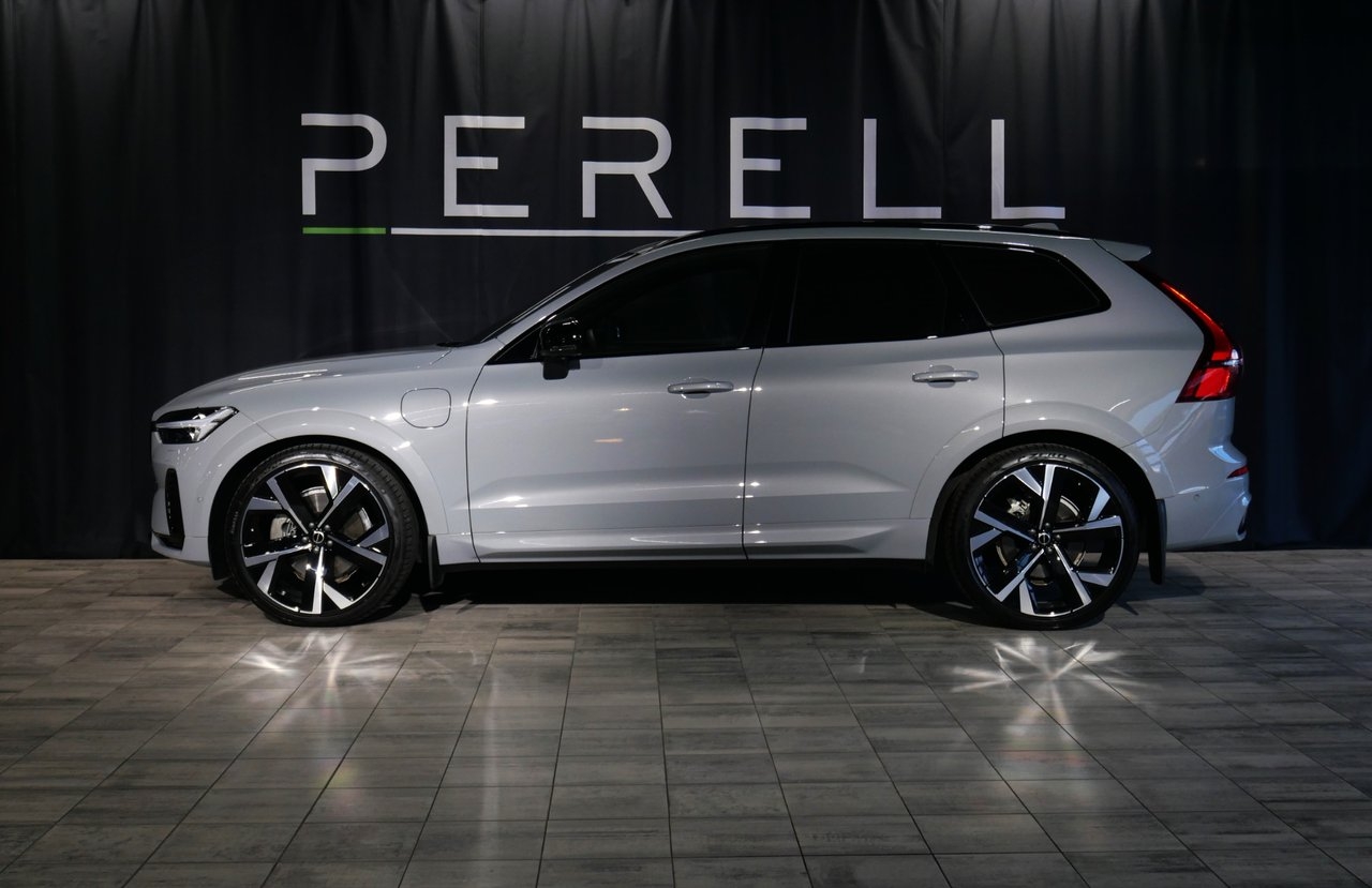 Volvo XC60 T6 Plus Nordic 2026, photo 2/10
