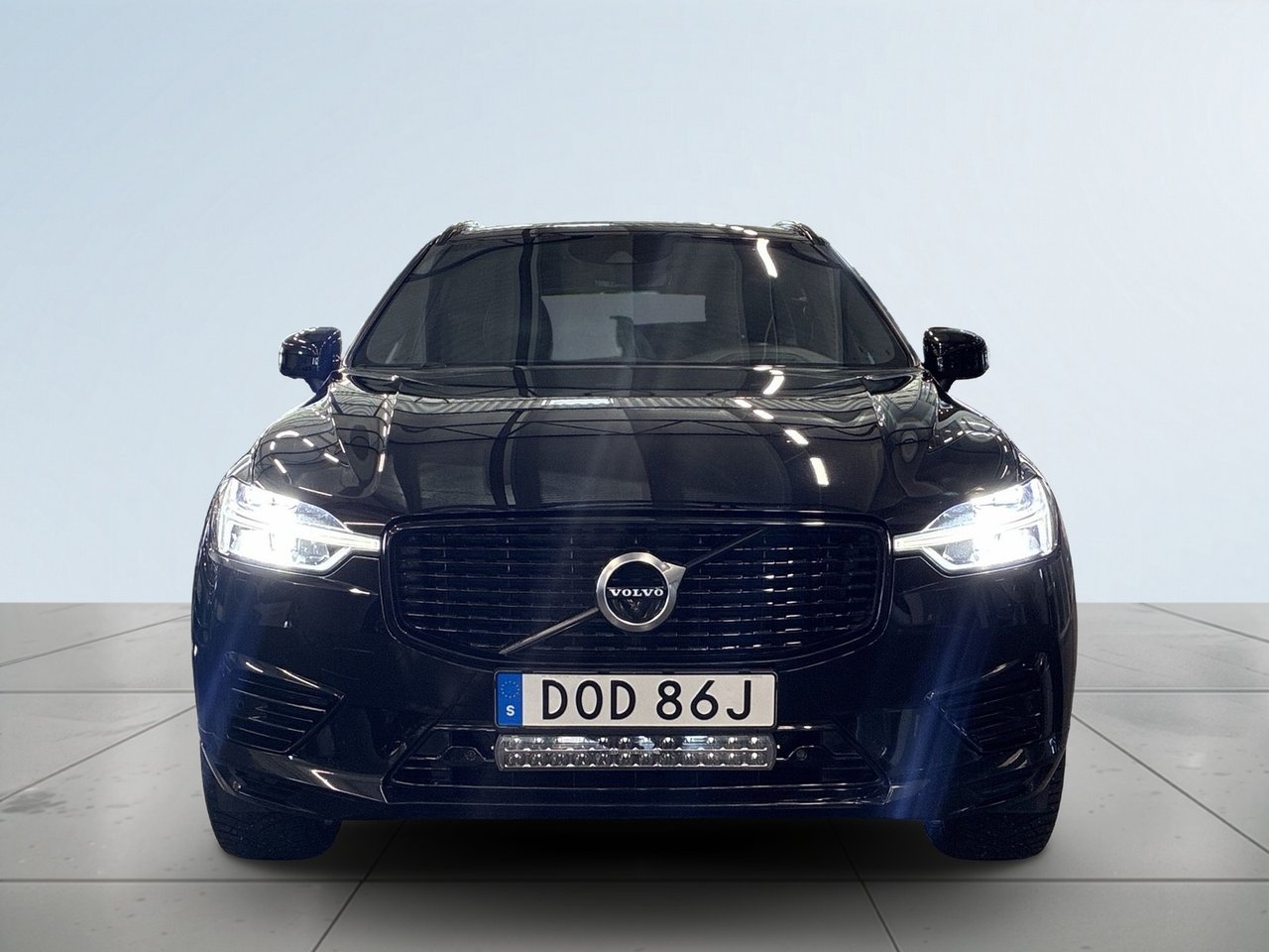 Volvo XC60 T6 R Design 2021, bild 2/10