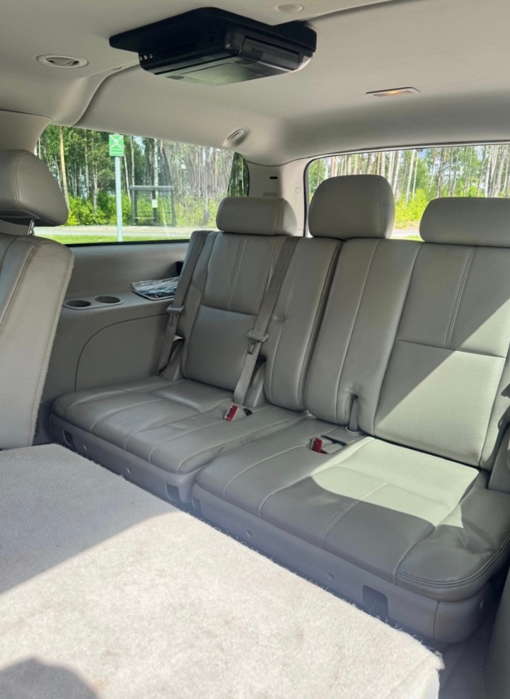 Chevrolet Suburban 2008, bild 6/9