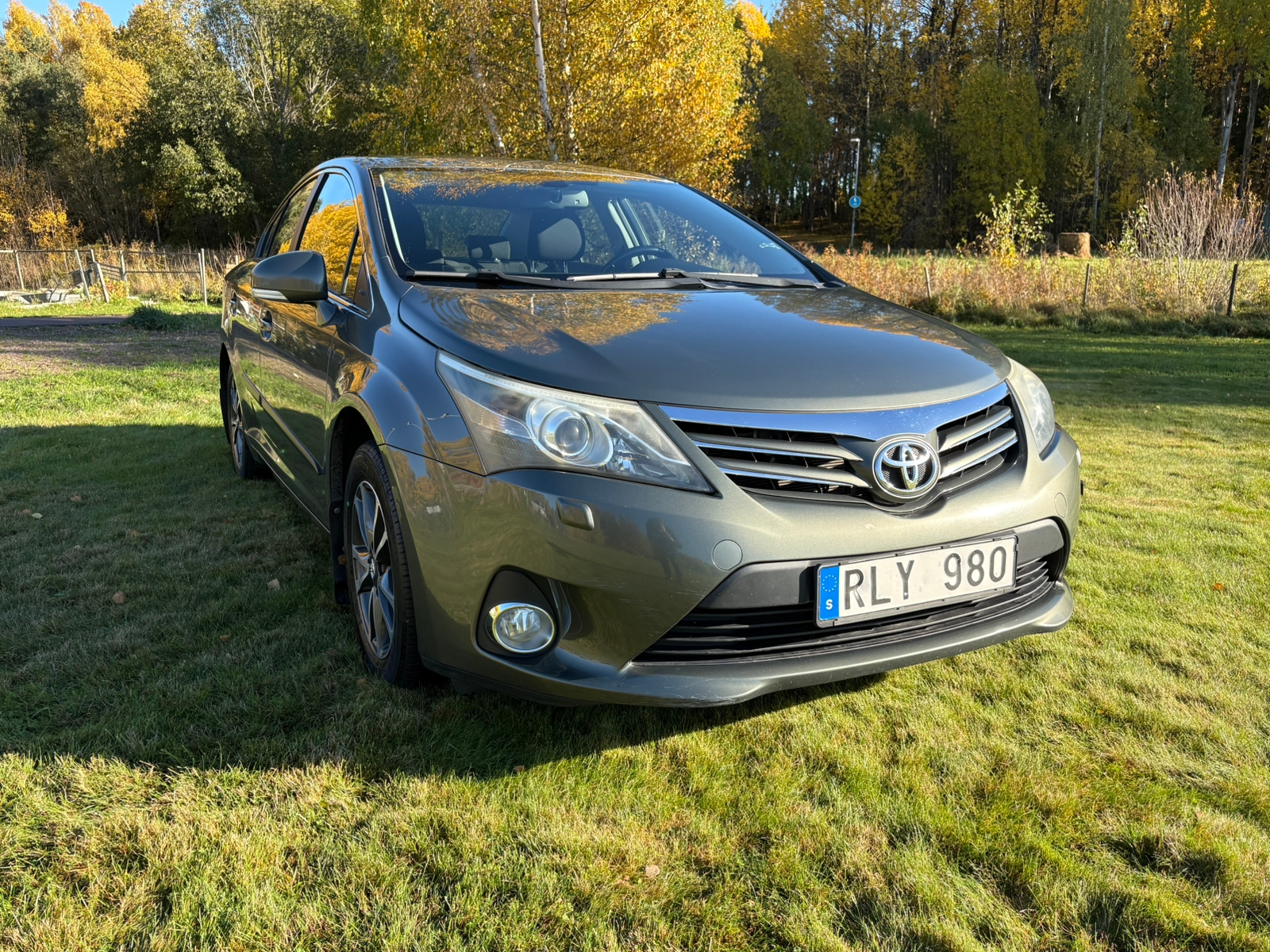 Toyota Avensis 1.8 2012, bild 2/10
