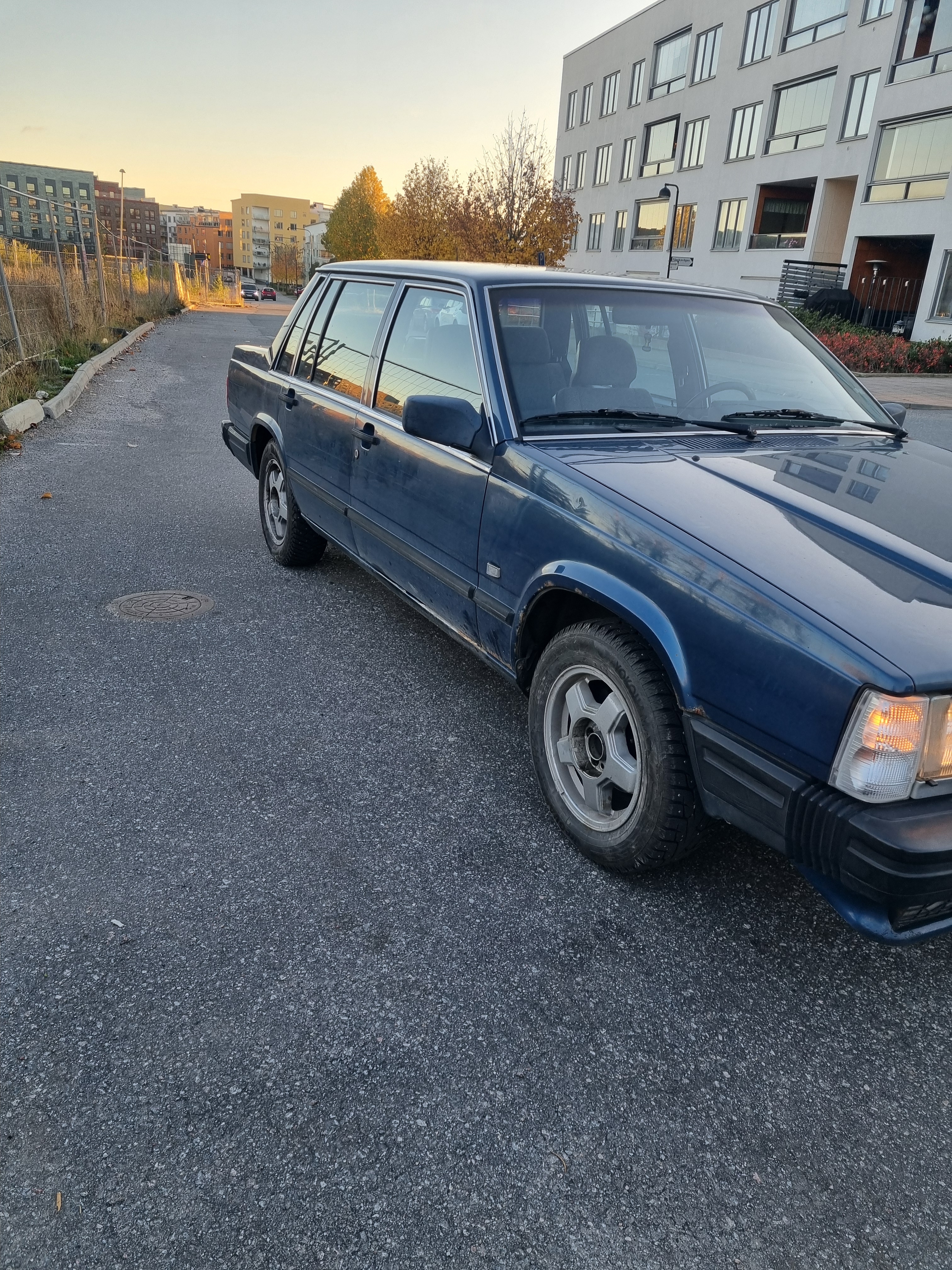 Volvo 740 2.3 1988, photo 2/6