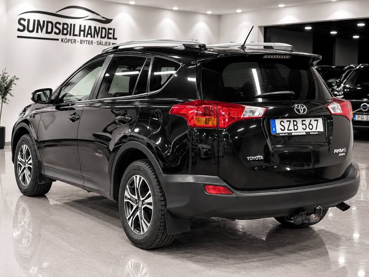 Toyota RAV4 2.0 Active 2014, bild 3/10