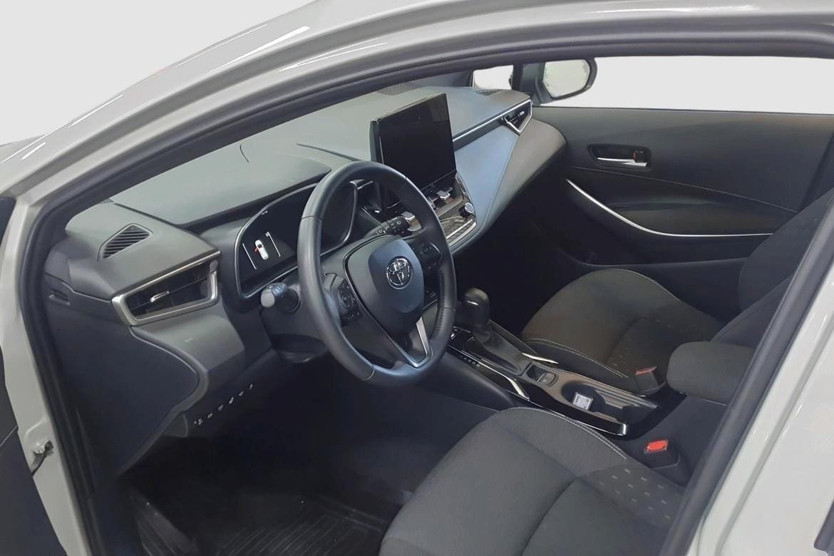 Toyota Corolla 1.8 Hybrid Active Plus 2025, photo 7/10