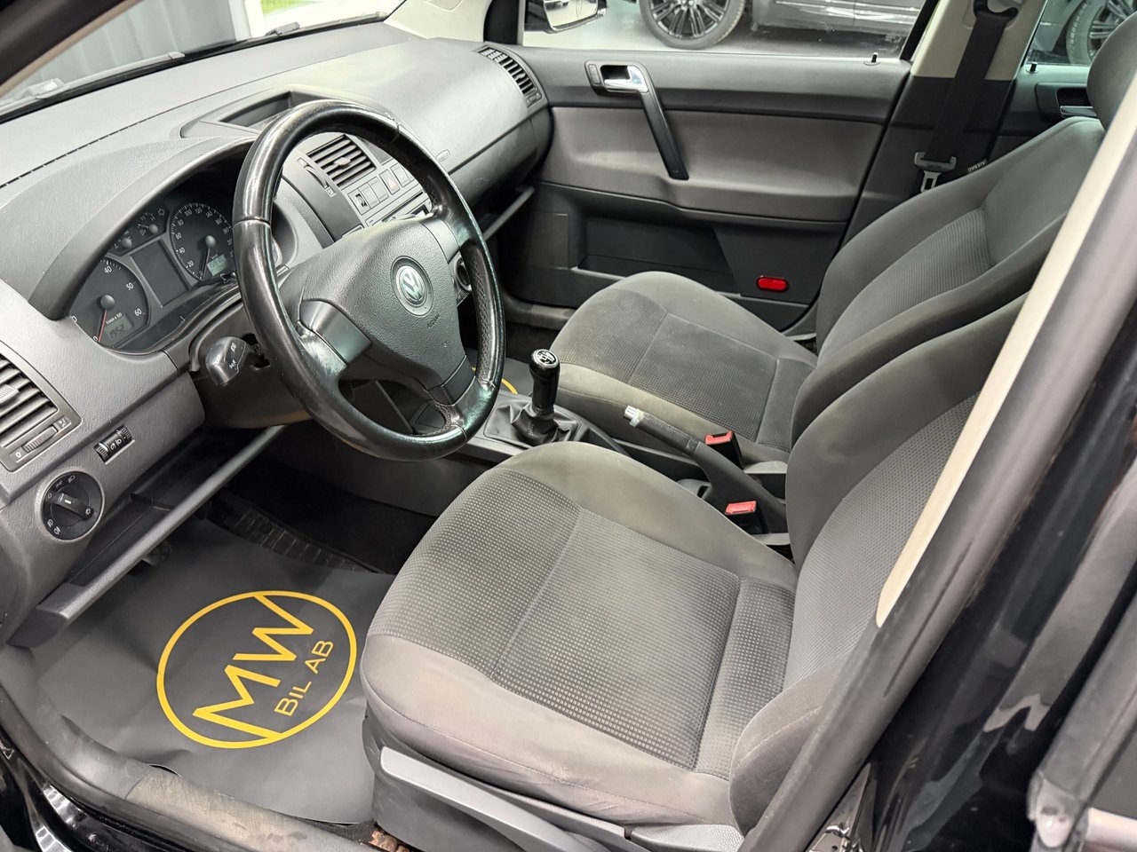 Volkswagen Polo 2009, bild 5/10