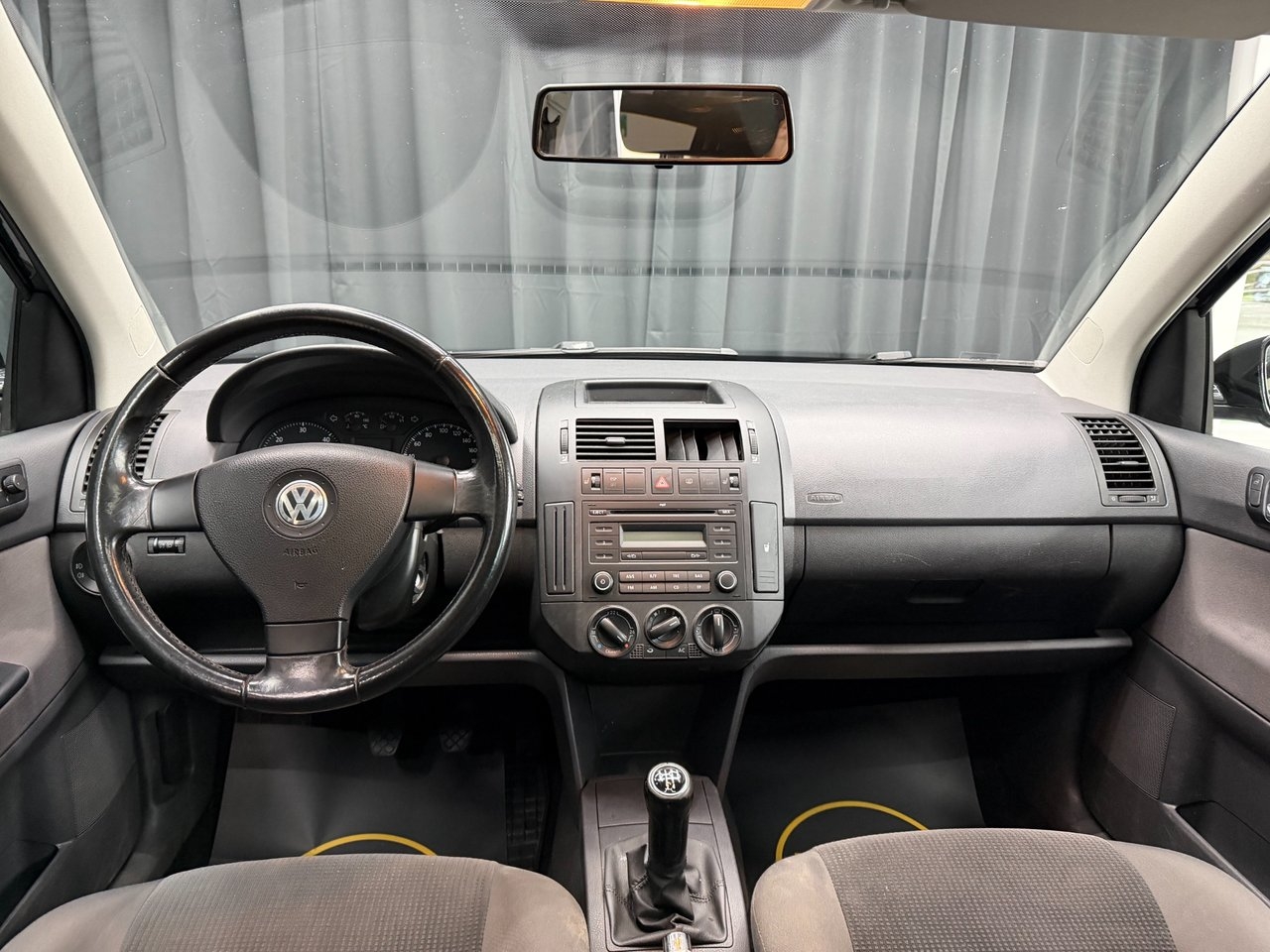 Volkswagen Polo 2009, kuva 9/10