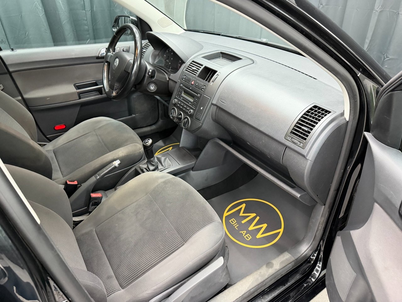 Volkswagen Polo 2009, bild 6/10