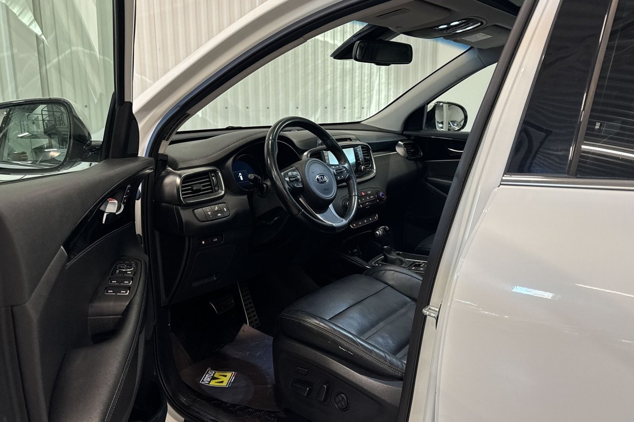 Kia Sorento 2.2 CRDi 2016, bild 6/10