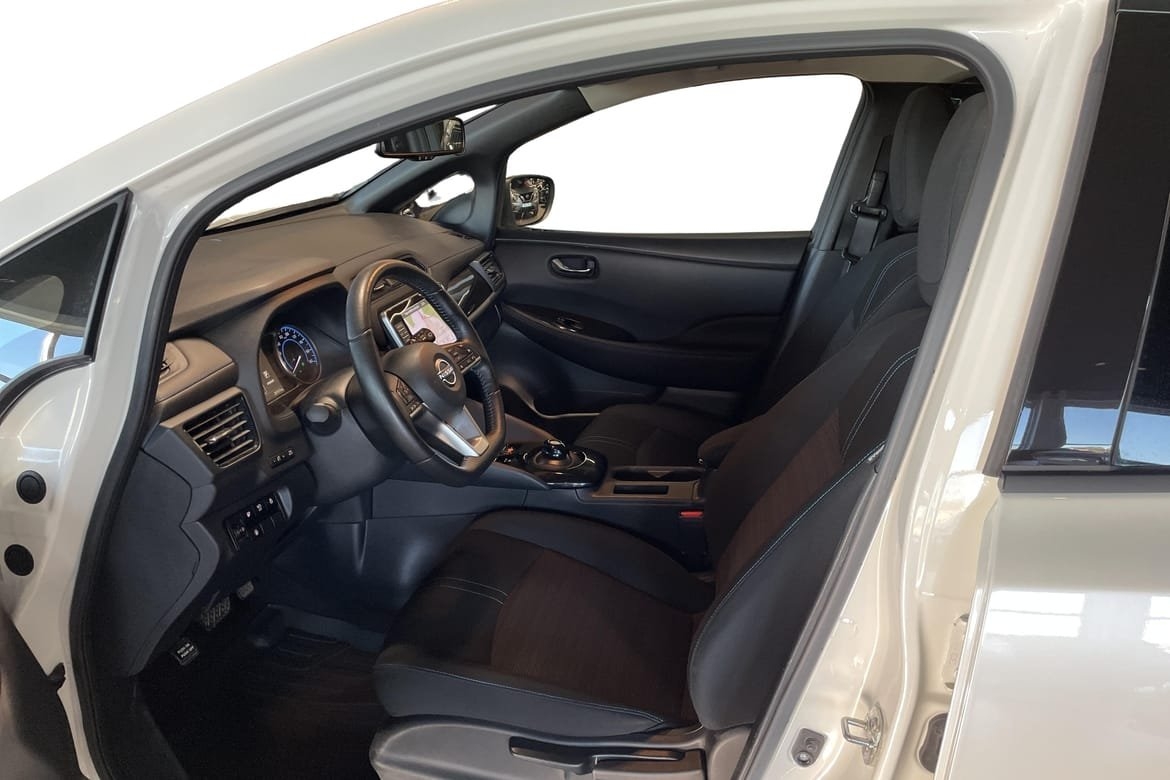 Nissan Leaf 40 kWh N-CONNECTA 2023, kuva 7/10