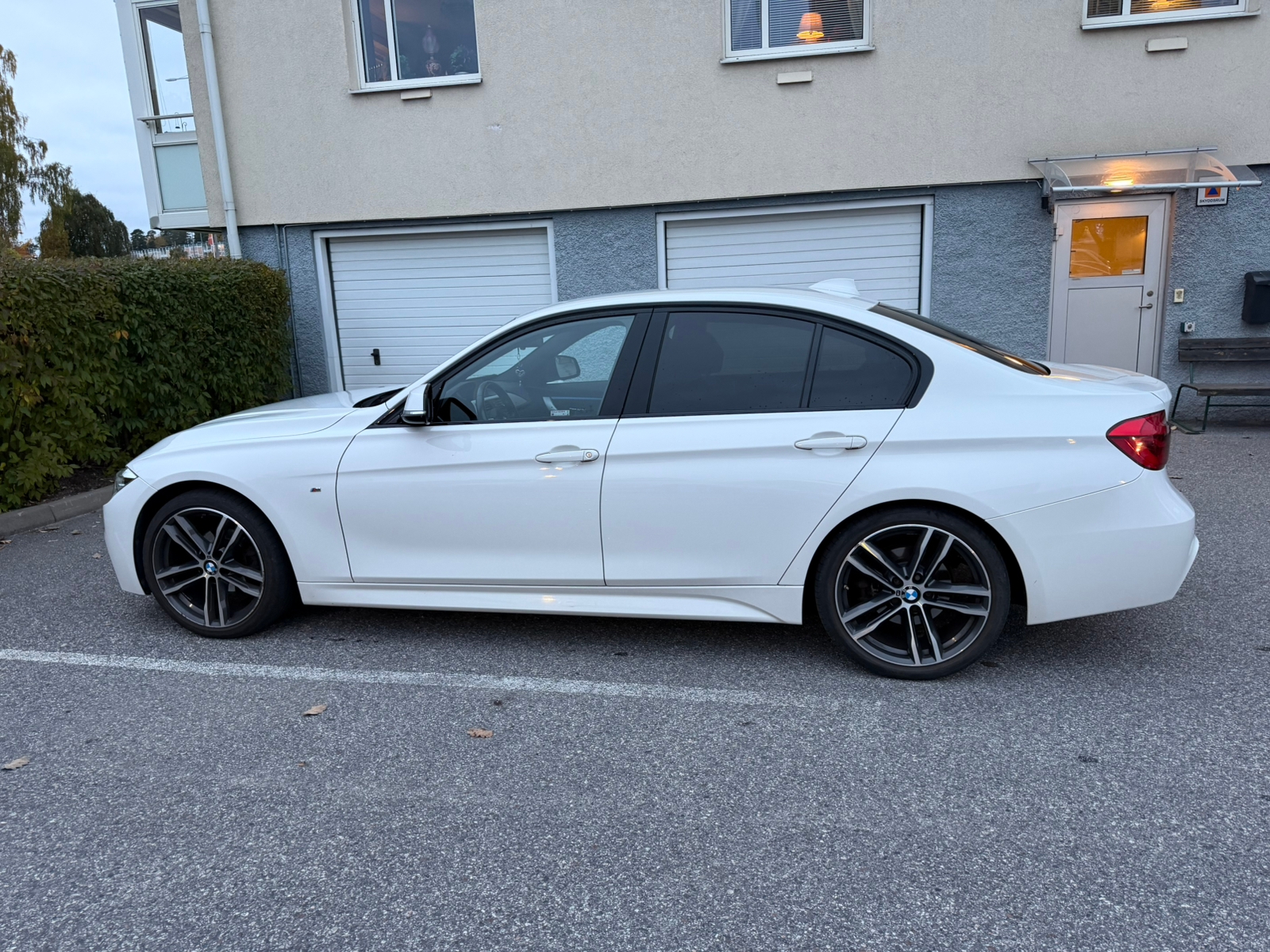 BMW 320i M Sport 2018, bild 3/10