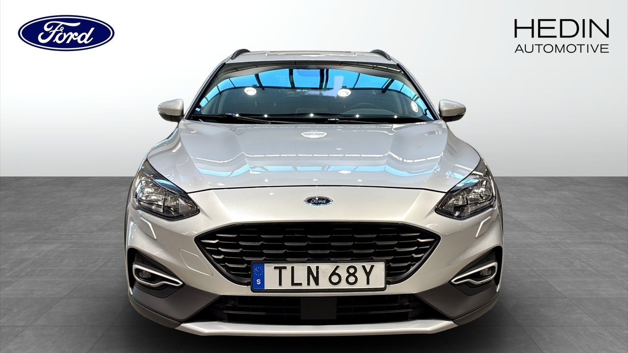 Ford Focus Active 1.0 EcoBoost 2022, bild 2/10