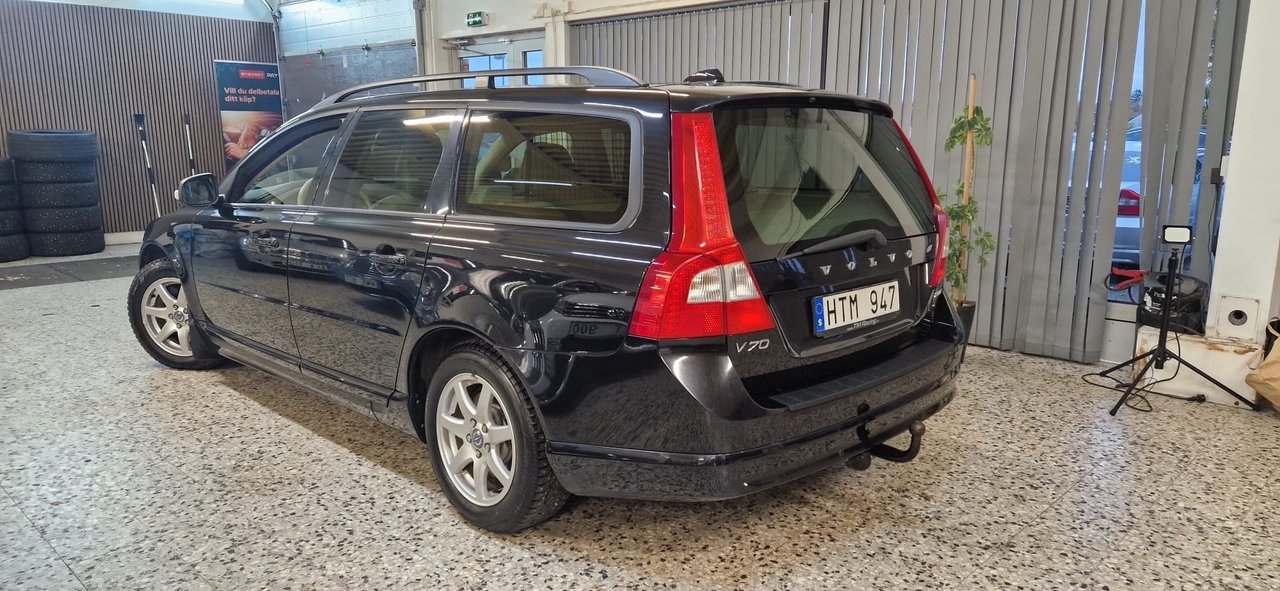 Volvo V70 2.5FT Momentum 2009, bild 4/10