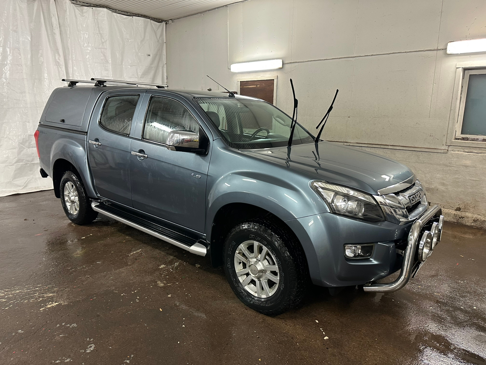 Isuzu D-MAX