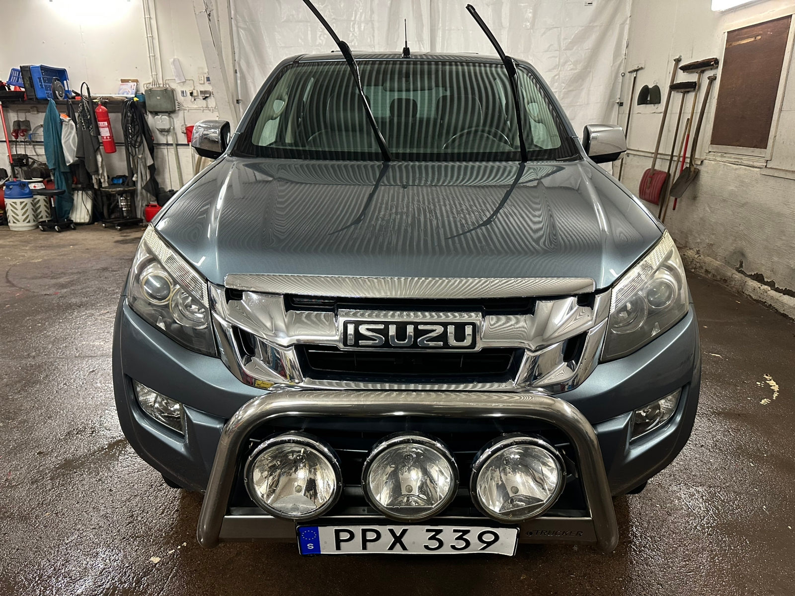 Isuzu D-MAX 2.5 Diesel 2015, bild 4/4