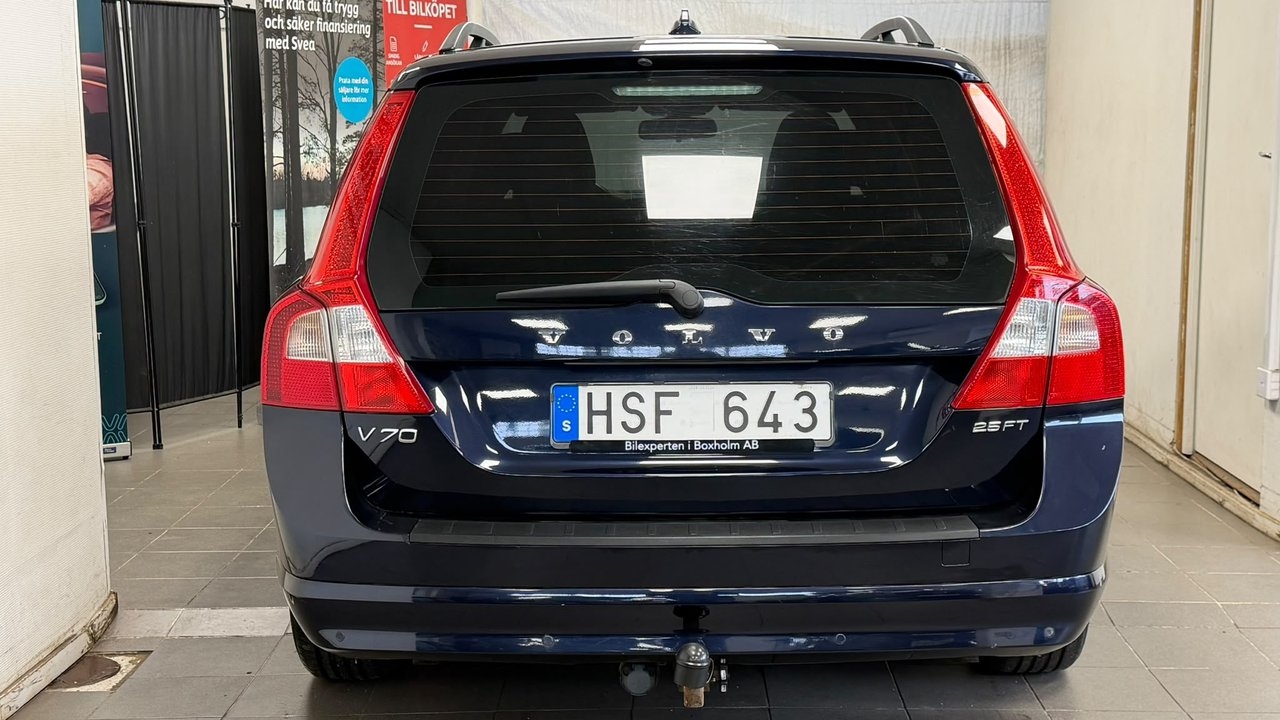 Volvo V70 2.5FT Momentum 2009, bild 6/10