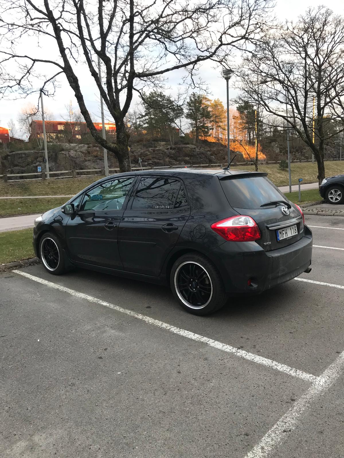 Toyota Auris 1.4 D-4D 2011, kuva 5/6