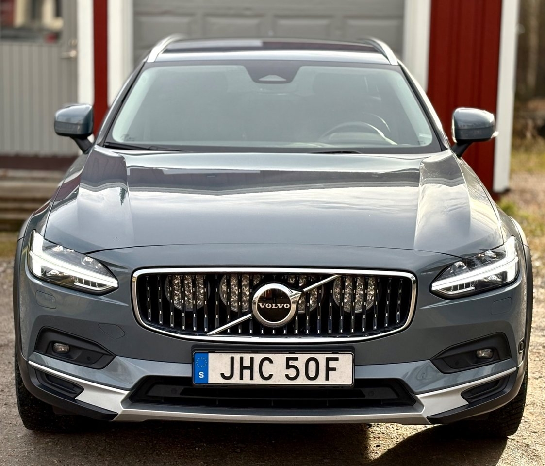Volvo V90 Cross Country B4 Diesel 2022, bild 2/10