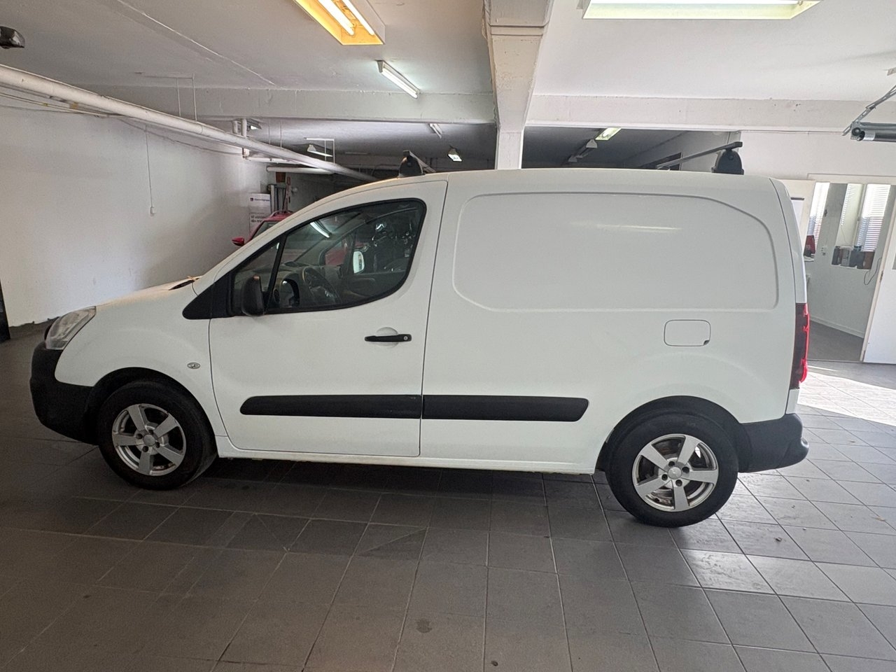 Citroen Berlingo 2015, bild 2/10