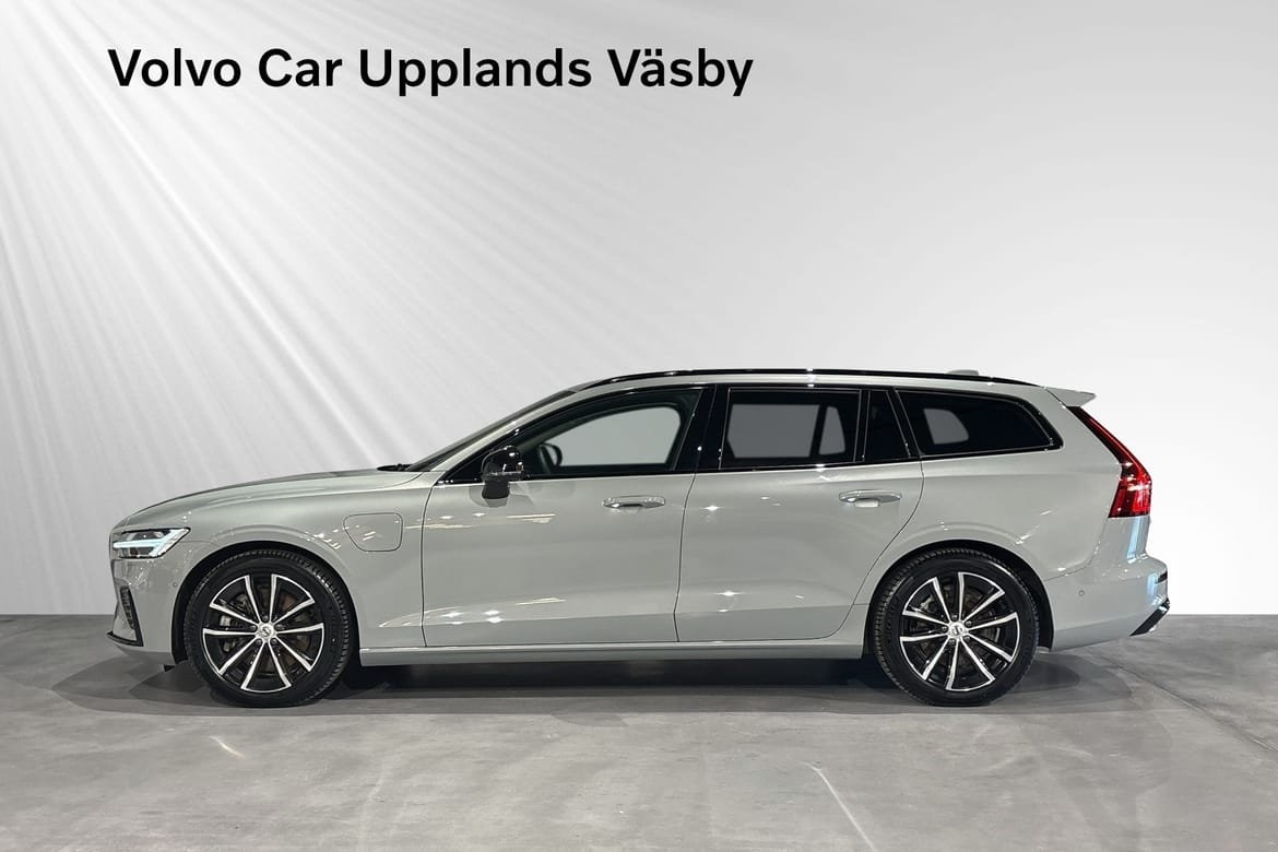 Volvo V60 T6 Plus Dark Nordic 2026, bild 3/10