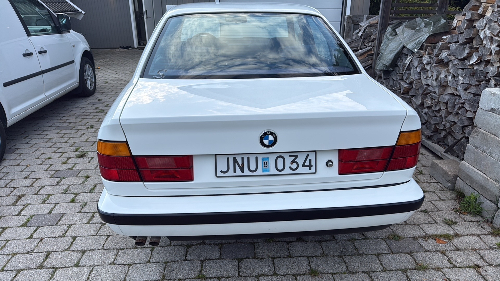 BMW 525i 1991, bild 2/8