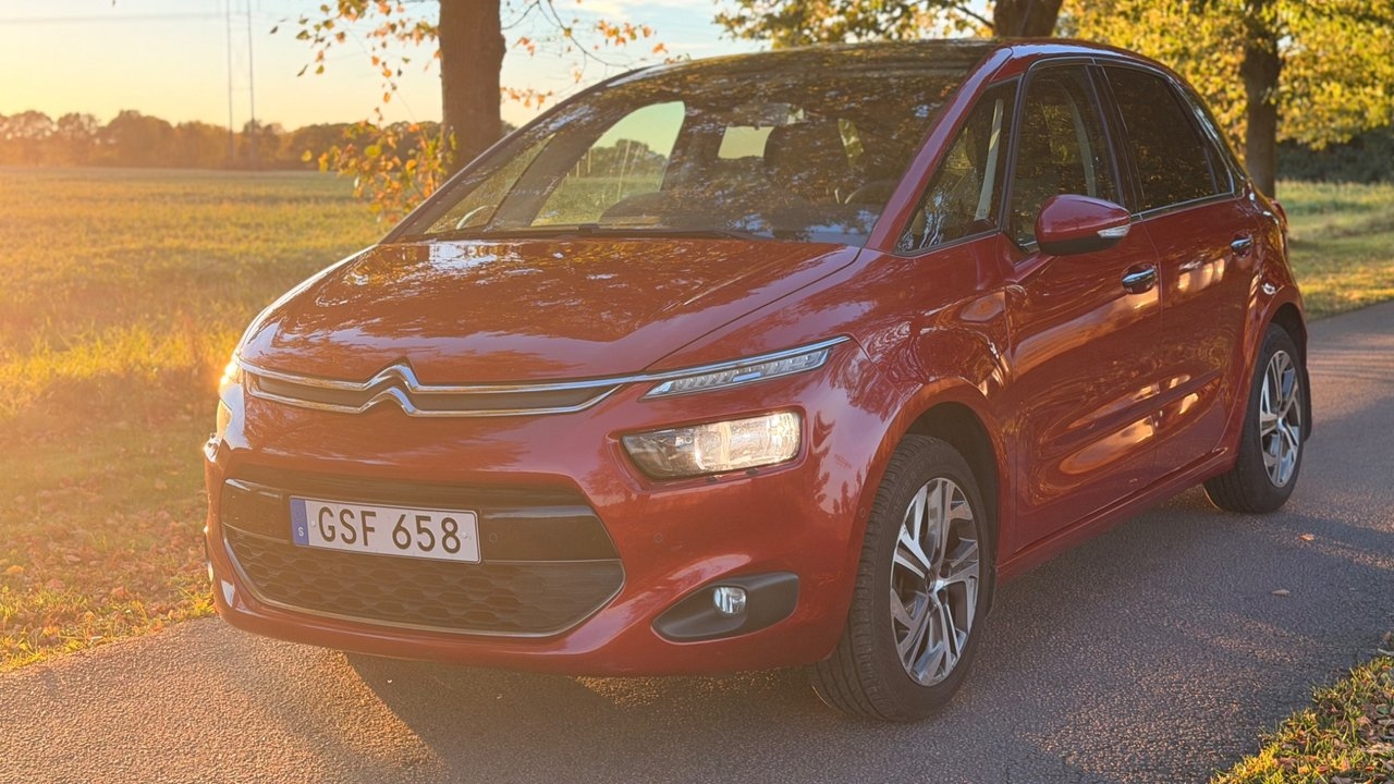 Citroen C4 Picasso BlueHDi 120 2015, kuva 2/10