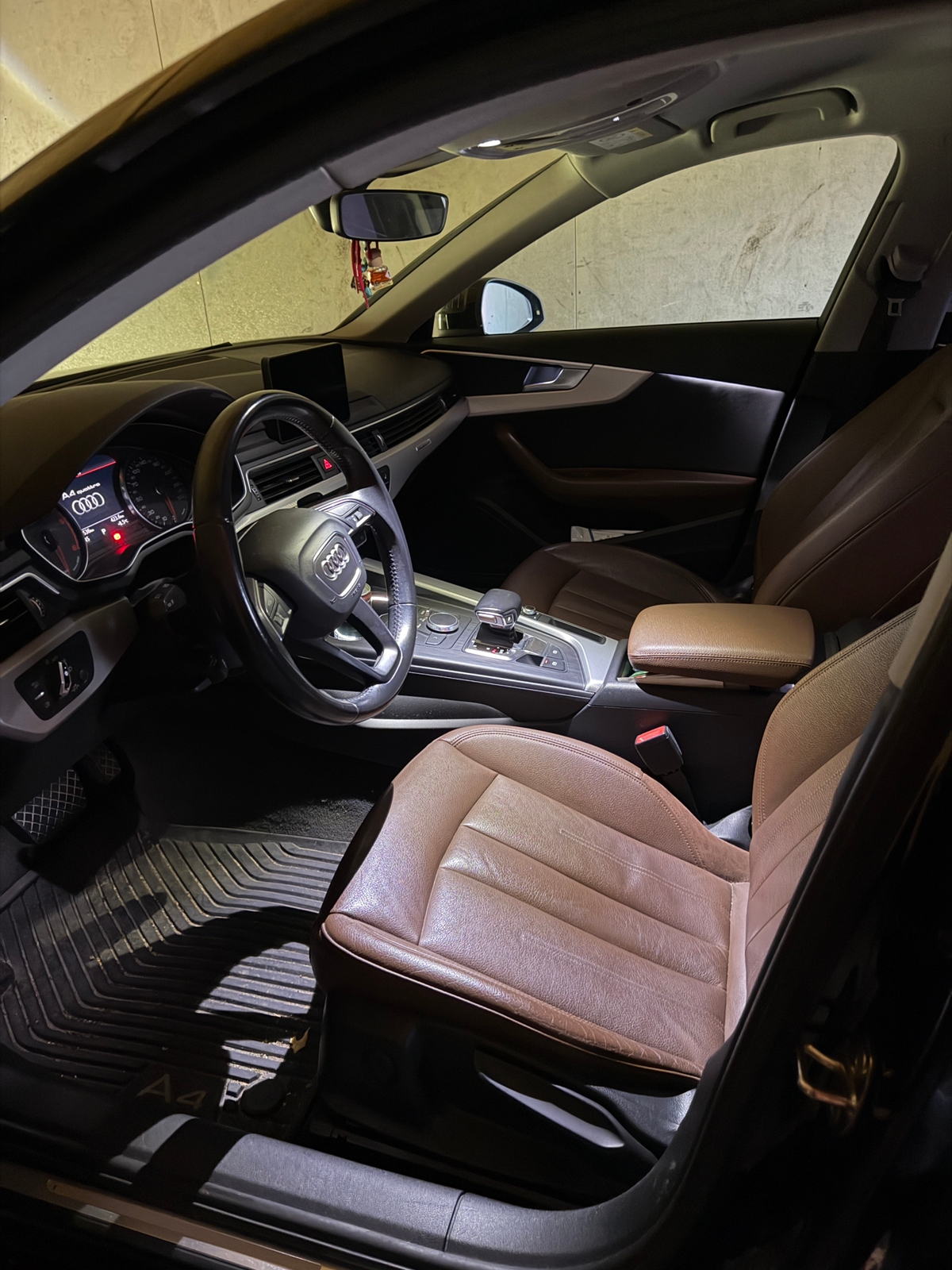 Audi A4 2.0 TDI 2017, bild 5/9