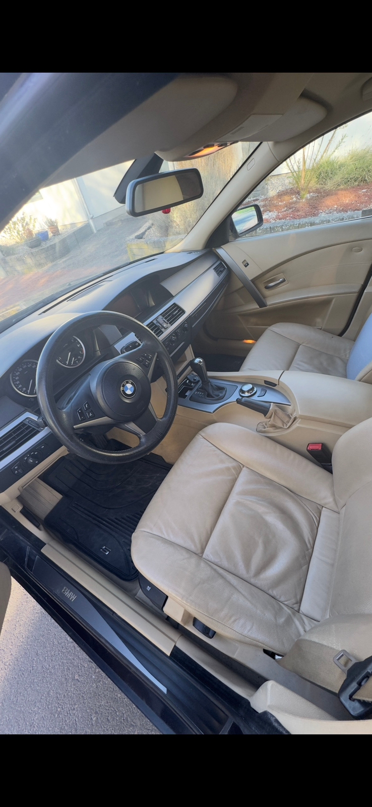 BMW 525i 2004, bild 7/8