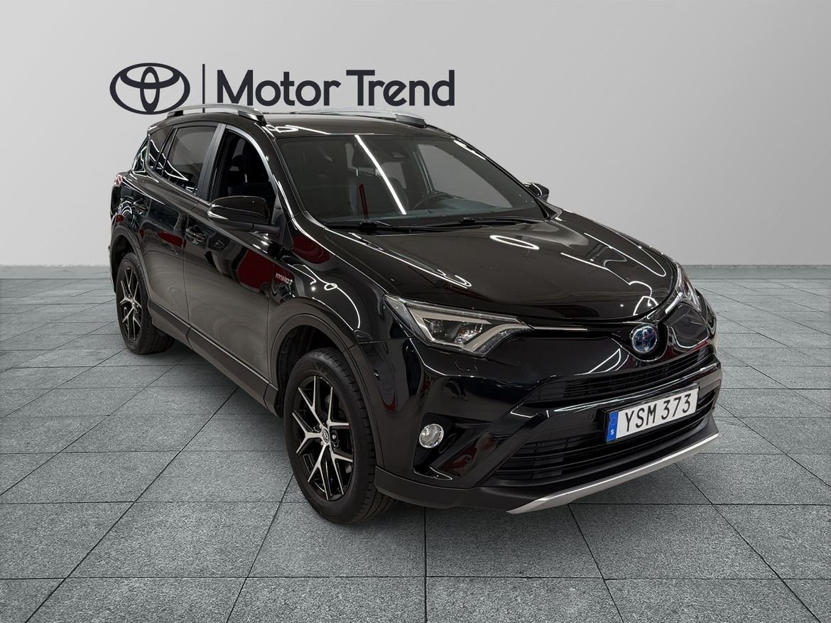 Toyota RAV4 2.5 Hybrid 2017, kuva 7/10