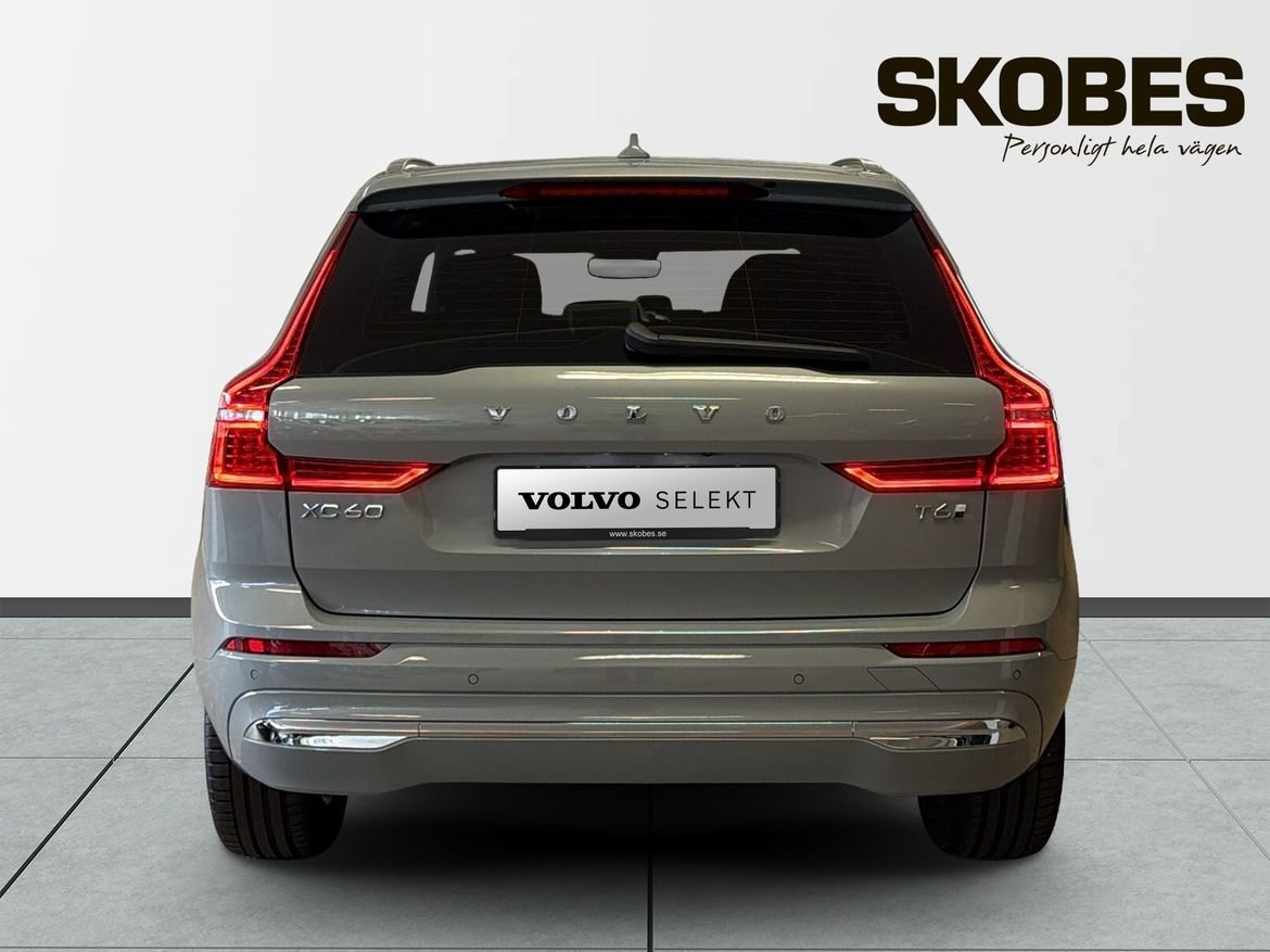 Volvo XC60 T6 Core Special Edition 2025, bild 7/10