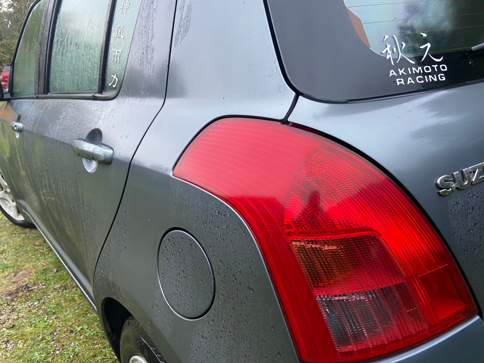 Suzuki Swift 1300 2007, kuva 5/10