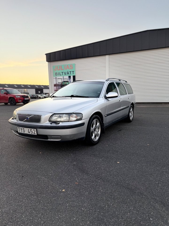 Volvo V70 2.4 2003, bild 2/10