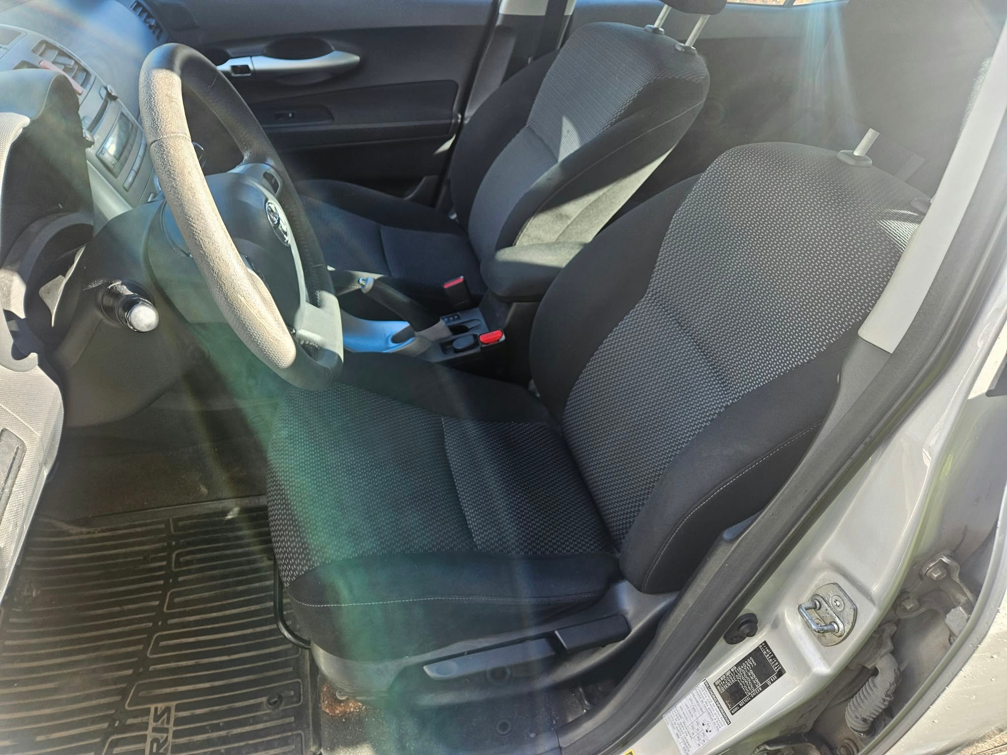 Toyota Auris 1.4 D-4D 2010, kuva 6/8