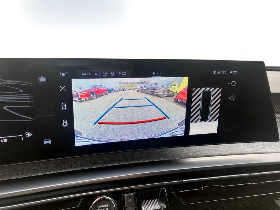 Peugeot 5008 1.2 Hybrid 136 GT 2024, photo 9/10