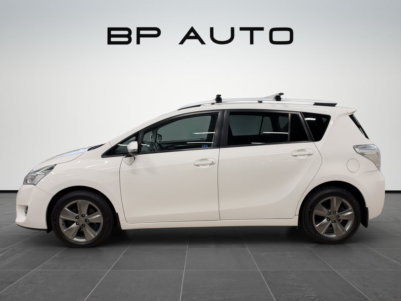 Toyota Verso 1.8 2015, bild 2/10