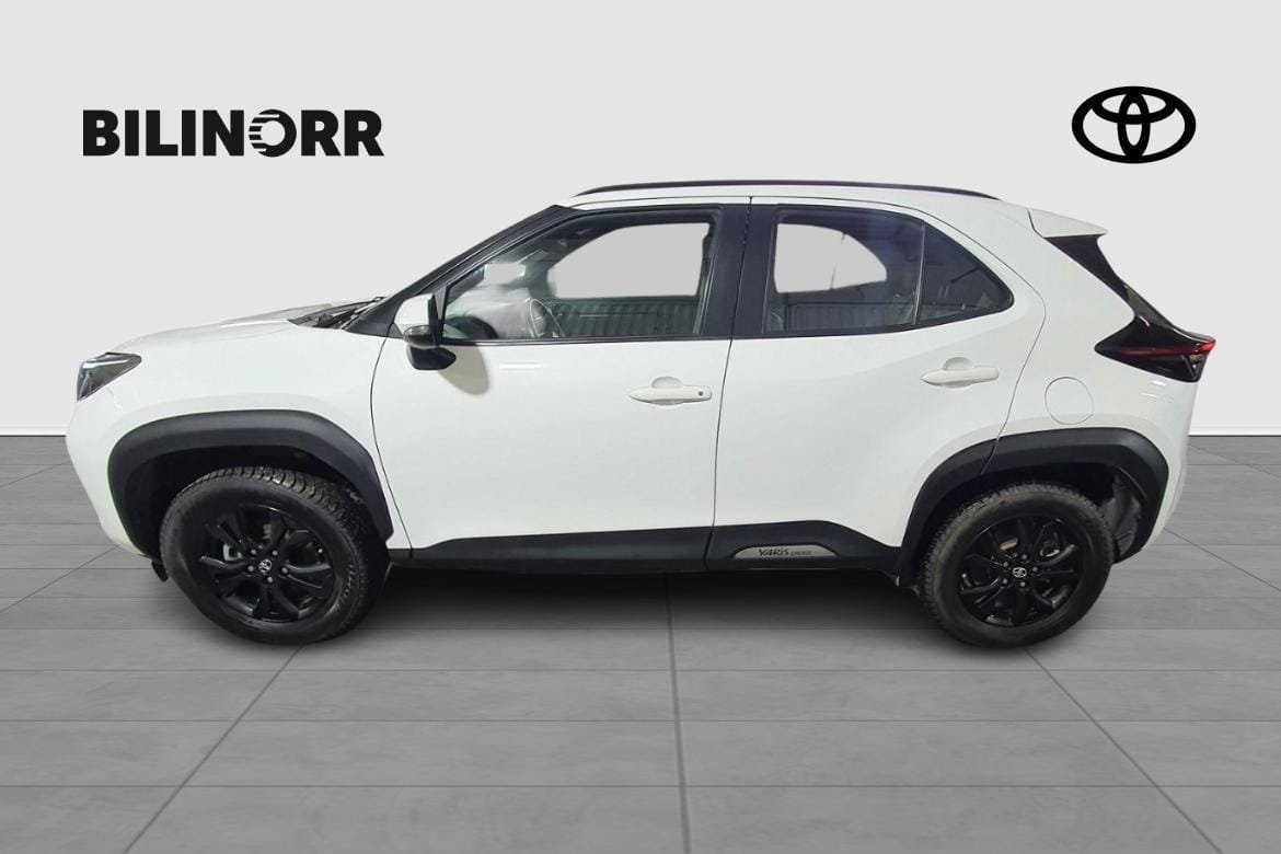 Toyota Yaris Cross 1.5 Hybrid 116 2023, bild 2/10