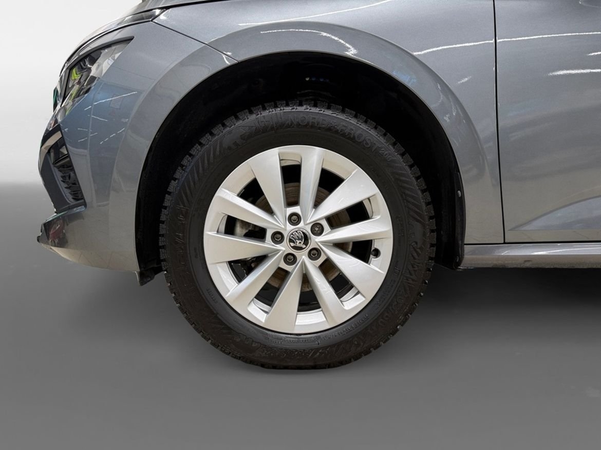 Skoda Kamiq 2025, photo 6/10