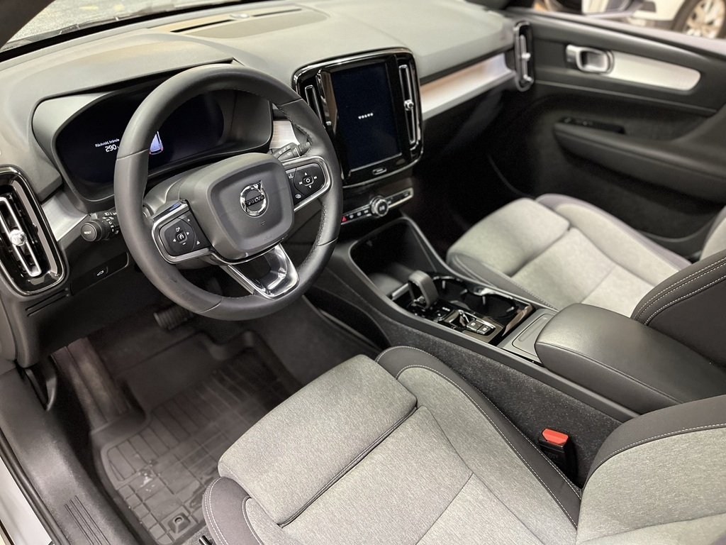 Volvo XC40 B4 Plus Dark 2024, bild 7/24