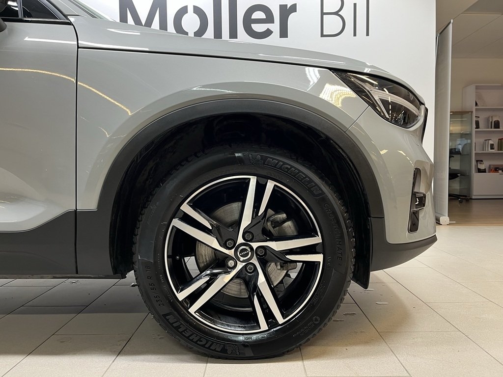Volvo XC40 B4 Plus Dark 2024, bild 3/24
