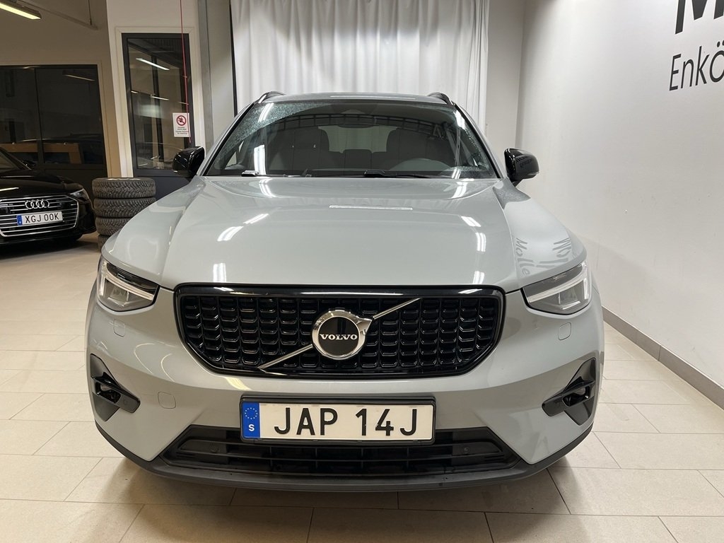 Volvo XC40 B4 Plus Dark 2024, bild 5/24