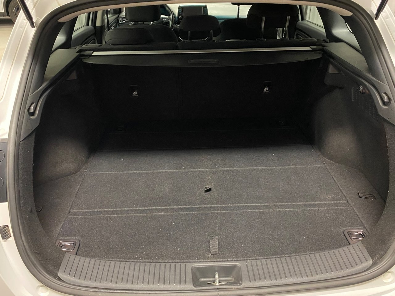 Hyundai i30 Essential 2021, bild 3/10