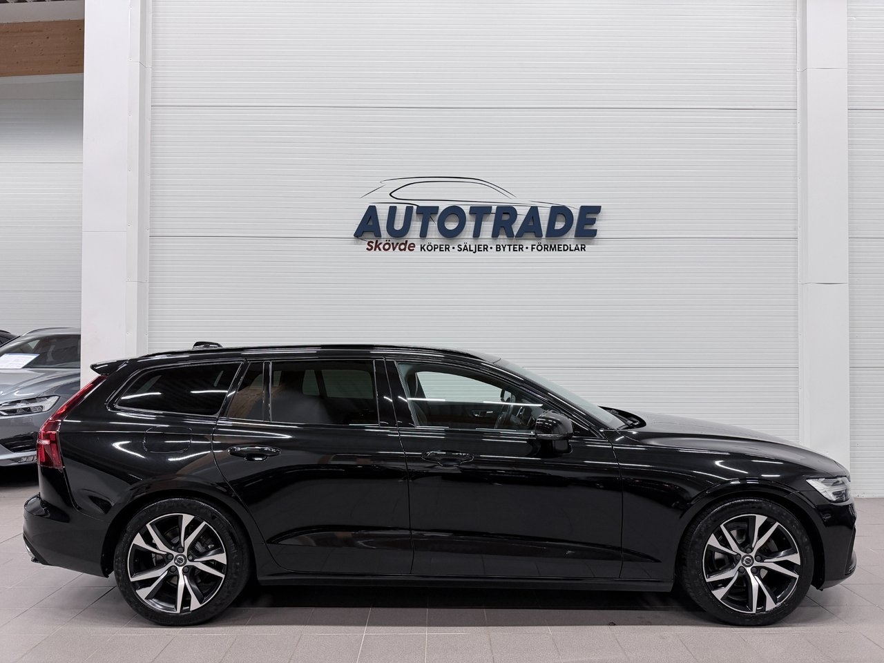 Volvo V60 D4 R Design 2020, bild 6/10