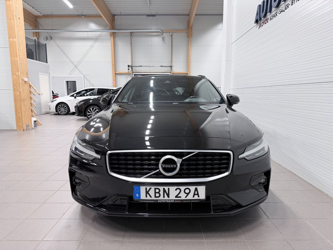 Volvo V60 D4 R Design 2020, bild 4/10