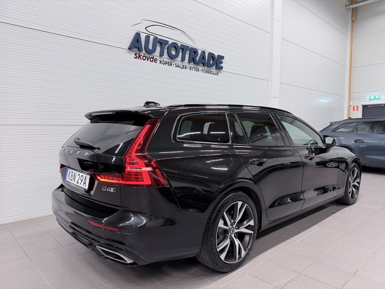Volvo V60 D4 R Design 2020, bild 7/10