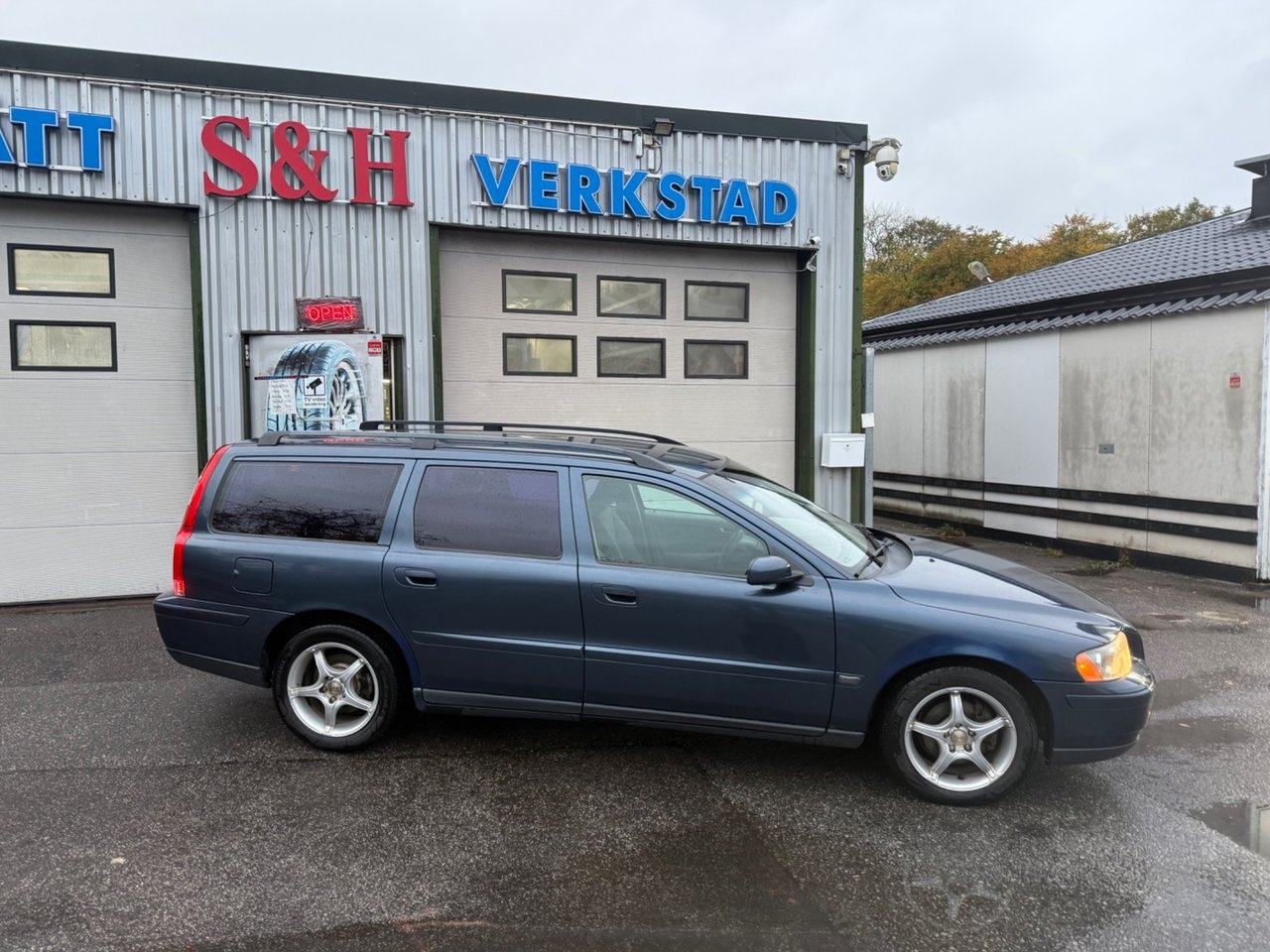 Volvo V70 2.4 Business 2006, bild 2/10
