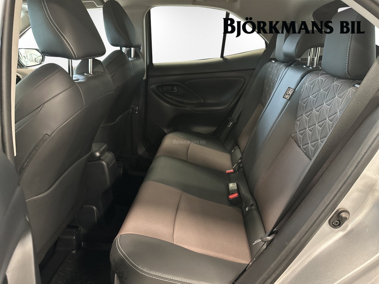 Toyota Yaris Cross Style 2023, bild 7/10