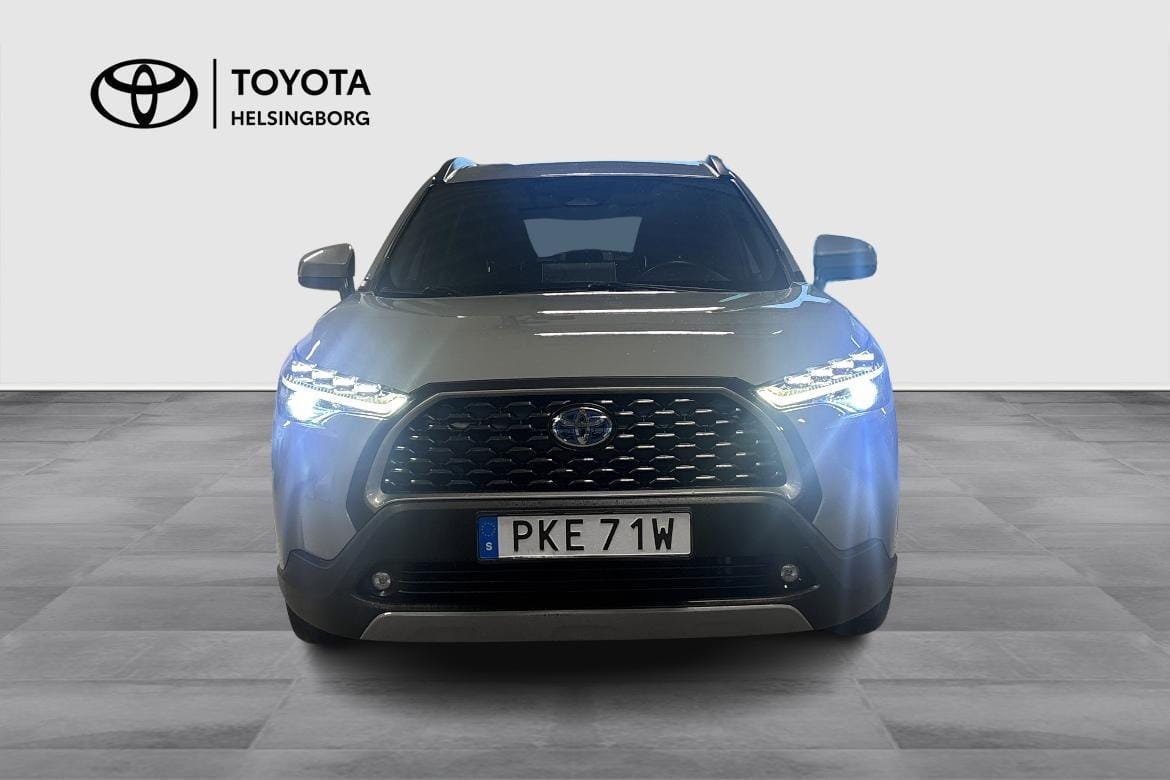 Toyota Corolla Cross 2.0 Hybrid Style 2023, kuva 2/10